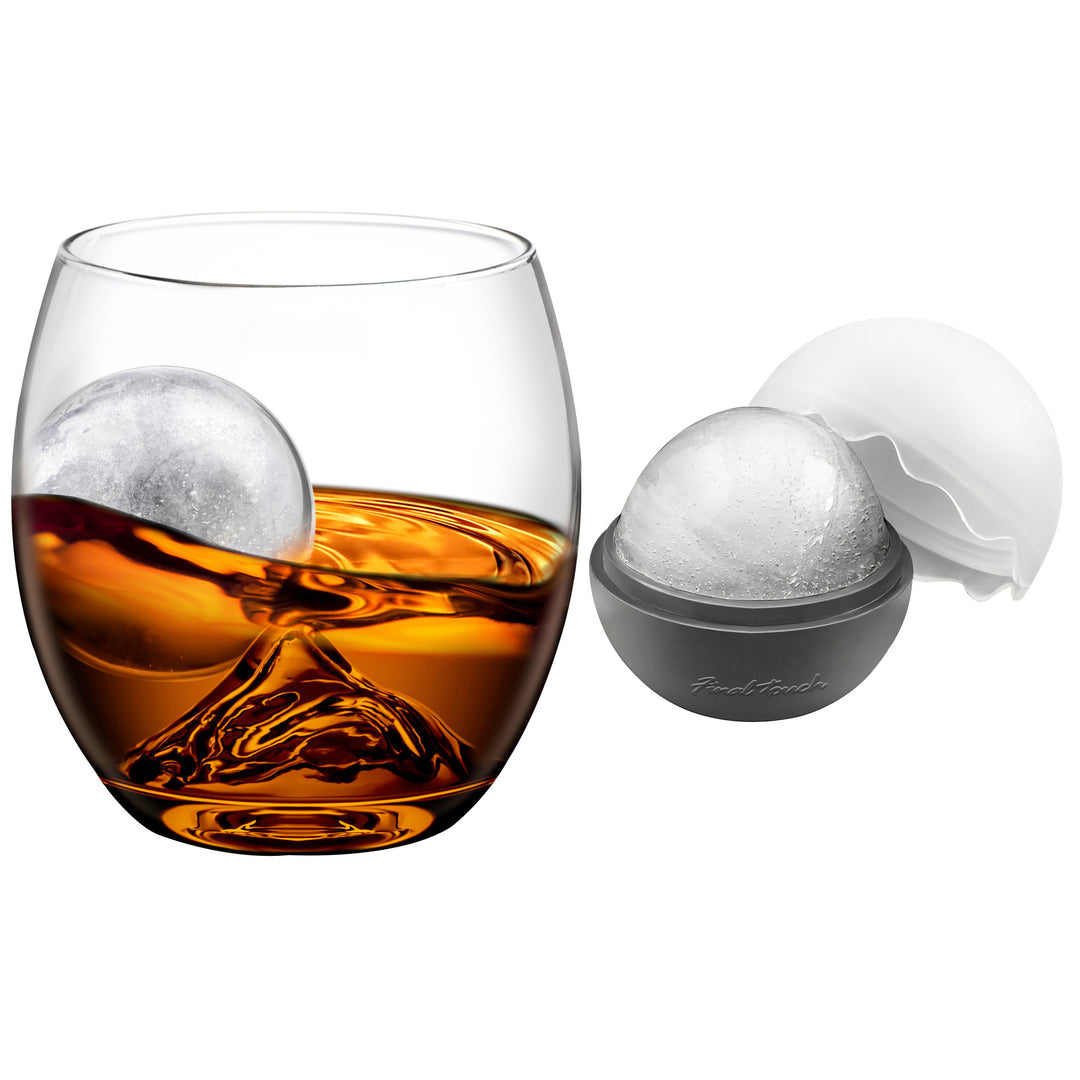 Old Fashioned perfecto: Por qué un cubo grande de hielo marca la diferencia