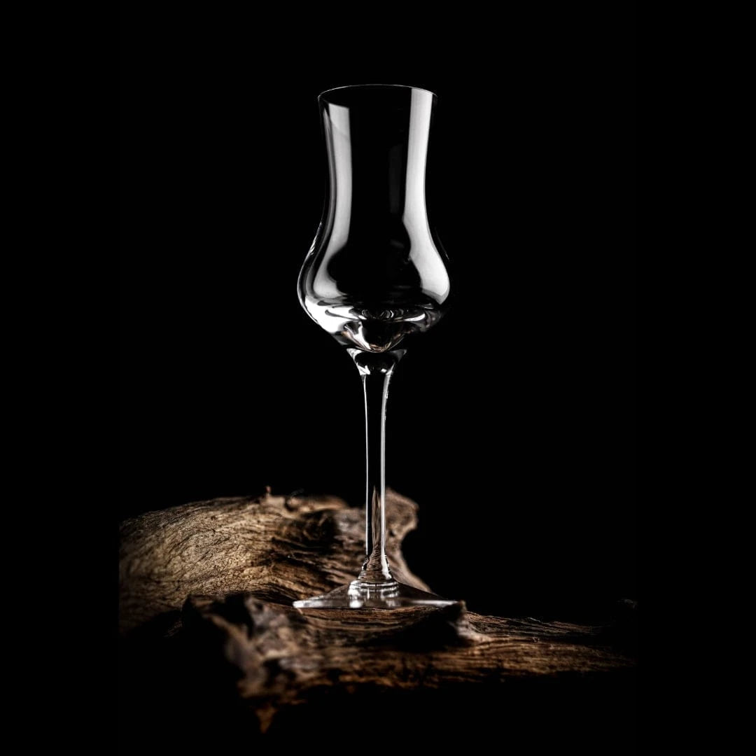 In this photo Whisky Glass G300 – 100 ml – Hand-Blown – Amber Glass Mood4whisky