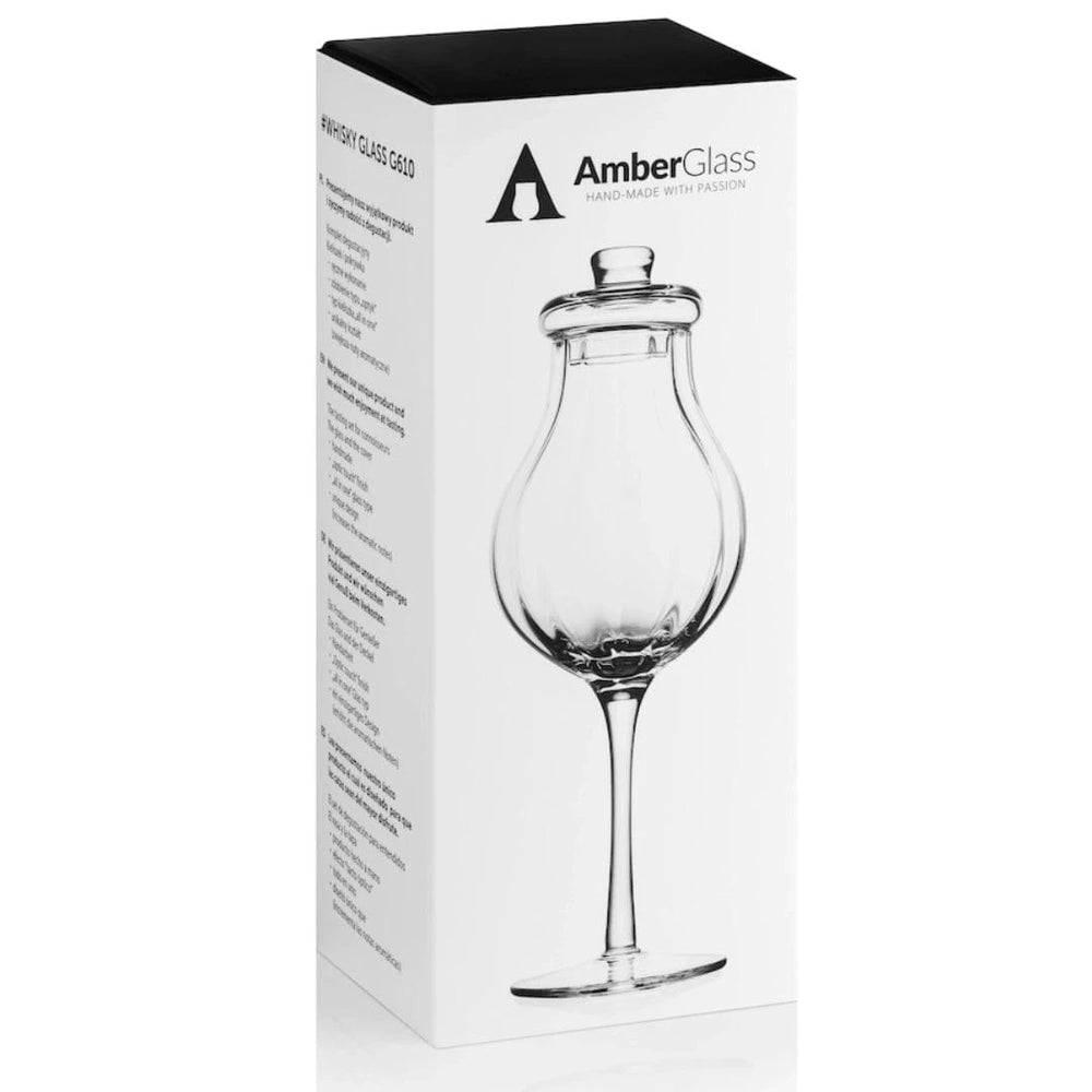 In this photo Whisky Glass G610 – 200 ml – with Lid – Hand-Blown – Amber Glass Mood4whisky